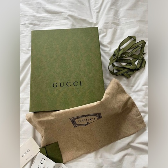 Gucci Marmont Bag - Picture 8 of 9